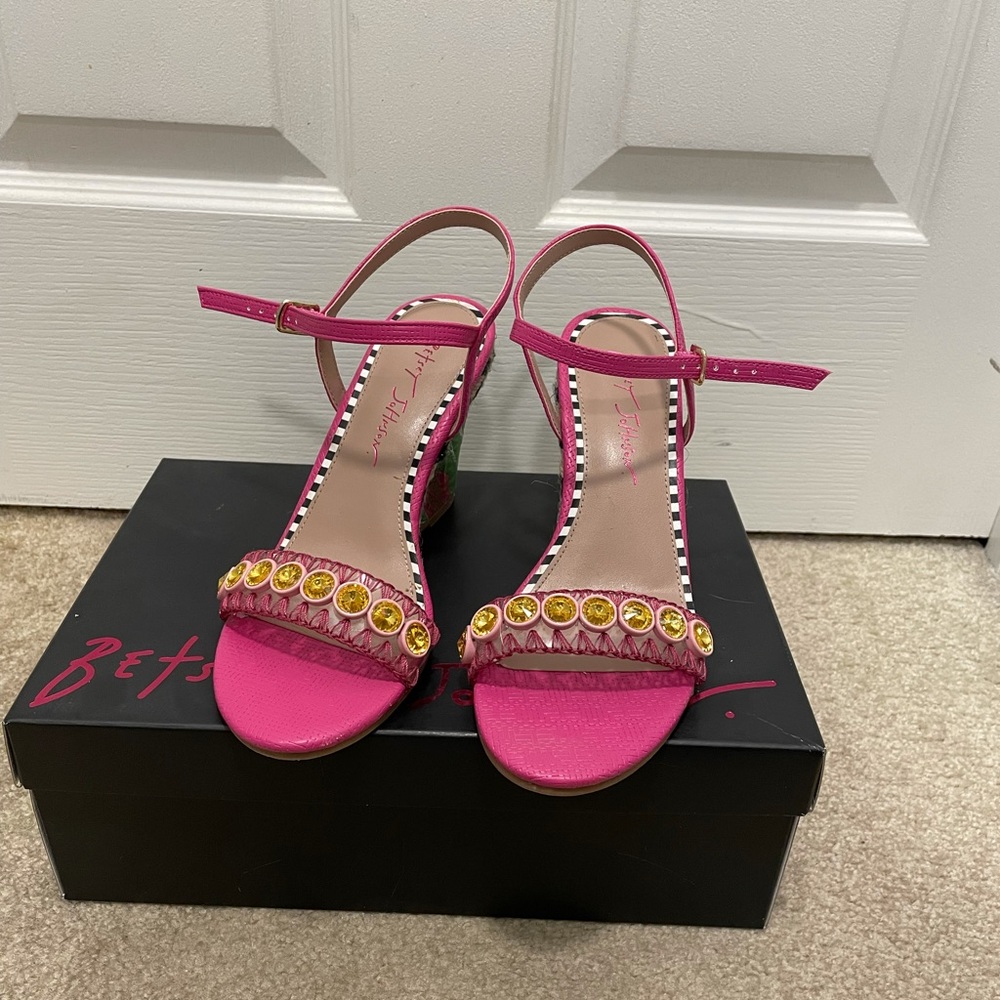 Betsy Johnson Shoes